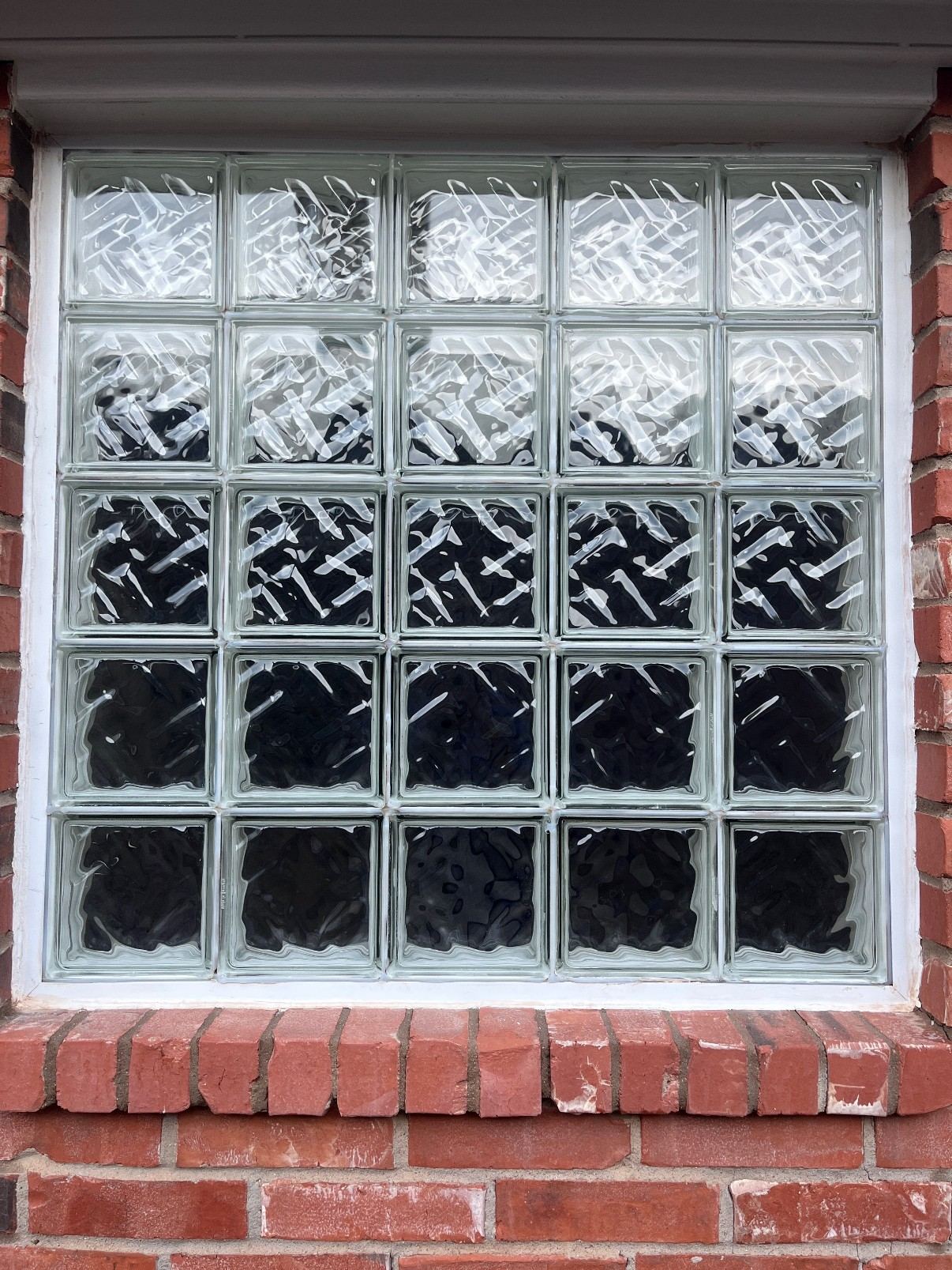 Streak-free glass block window